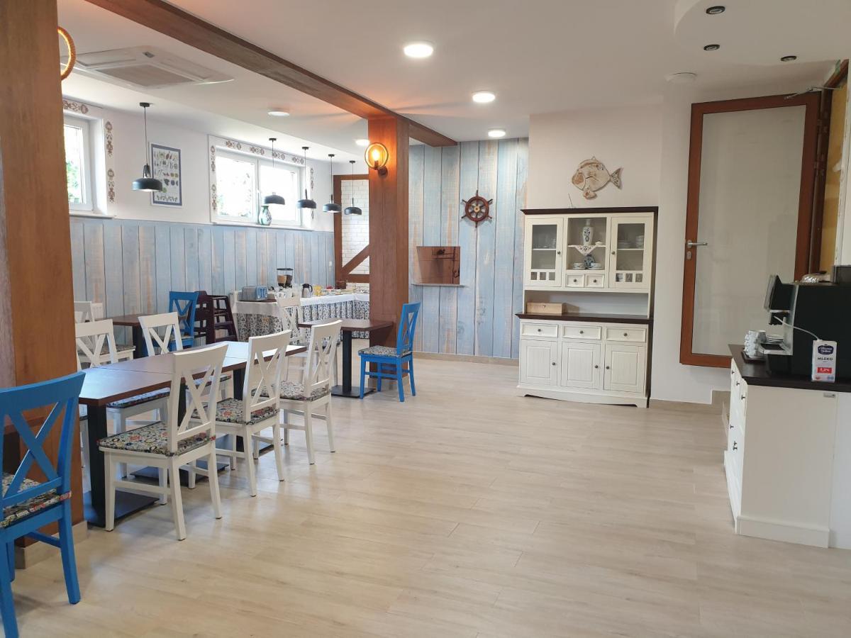 Dom Jastrzebia Z Basenem I Jacuzzi Apartment Jastrzębia Góra Екстериор снимка