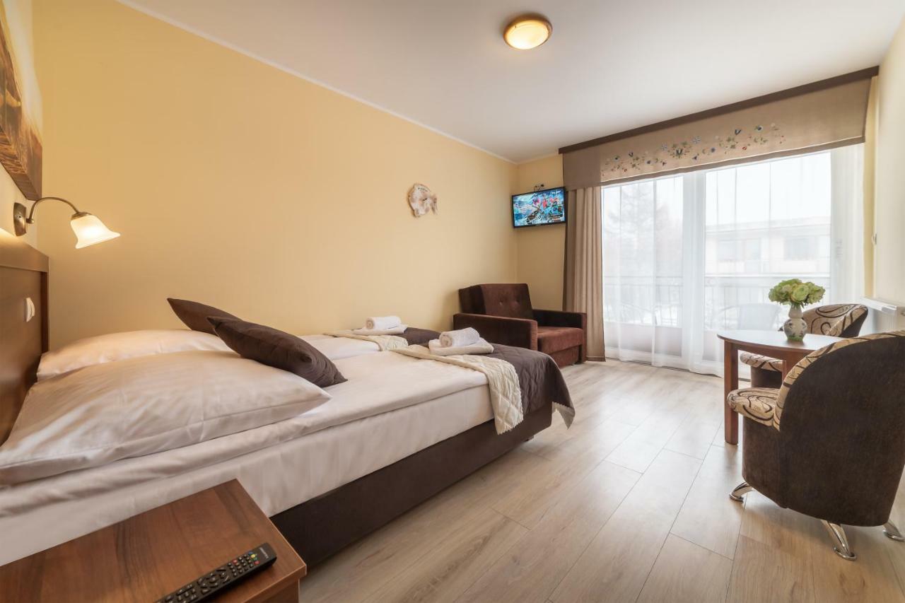 Dom Jastrzebia Z Basenem I Jacuzzi Apartment Jastrzębia Góra Екстериор снимка
