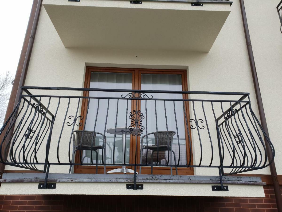 Dom Jastrzebia Z Basenem I Jacuzzi Apartment Jastrzębia Góra Екстериор снимка
