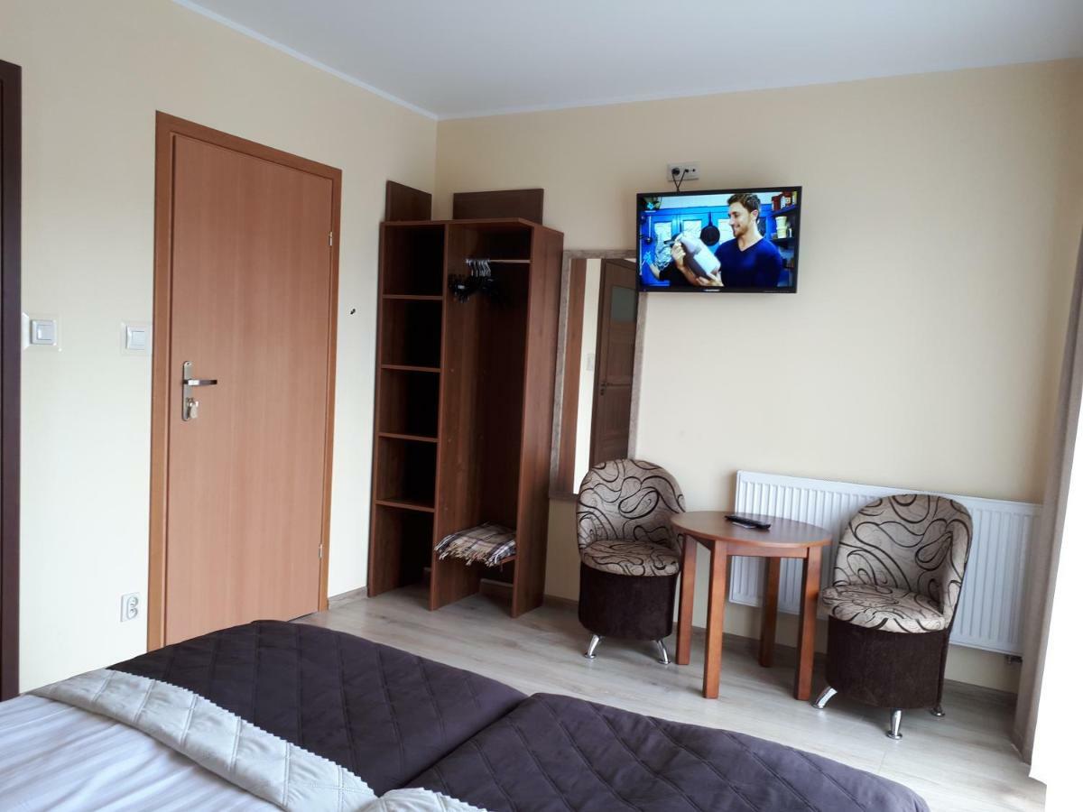 Dom Jastrzebia Z Basenem I Jacuzzi Apartment Jastrzębia Góra Екстериор снимка