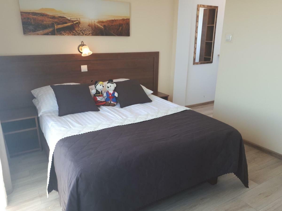 Dom Jastrzebia Z Basenem I Jacuzzi Apartment Jastrzębia Góra Екстериор снимка