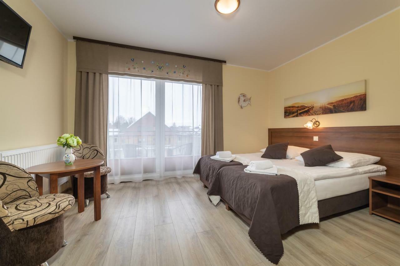 Dom Jastrzebia Z Basenem I Jacuzzi Apartment Jastrzębia Góra Екстериор снимка