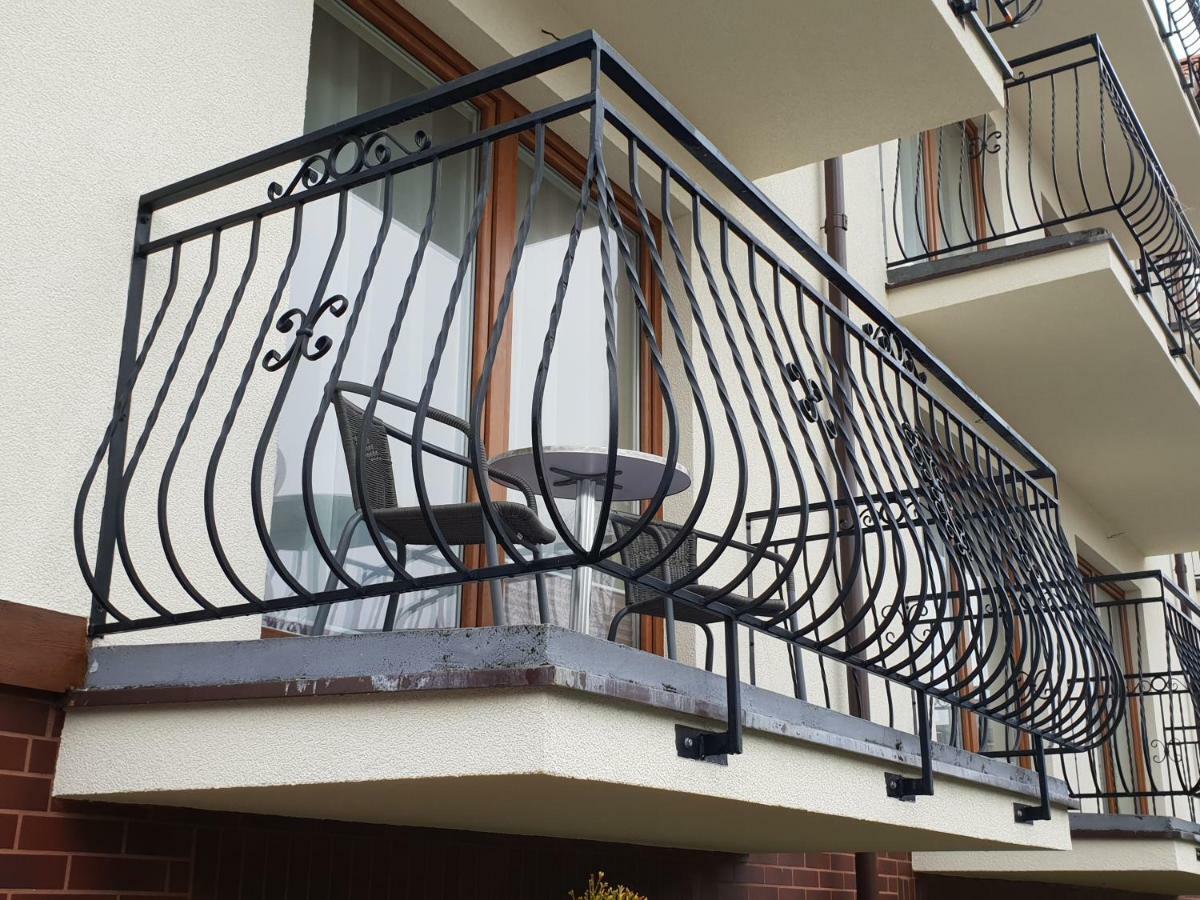 Dom Jastrzebia Z Basenem I Jacuzzi Apartment Jastrzębia Góra Екстериор снимка